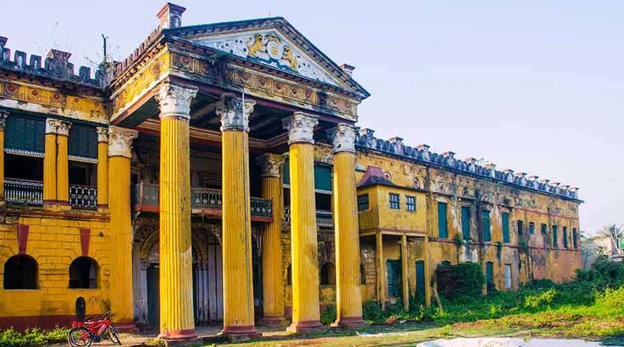 Hetampur Rajbari